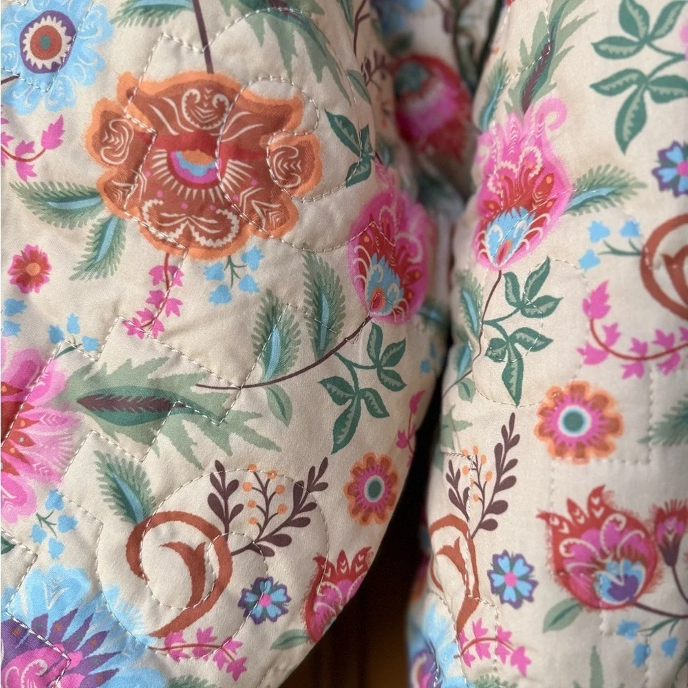 SPELL Valley Quilted Reversible Jacket floral & Green NWT button front closure - Picture 7 of 11